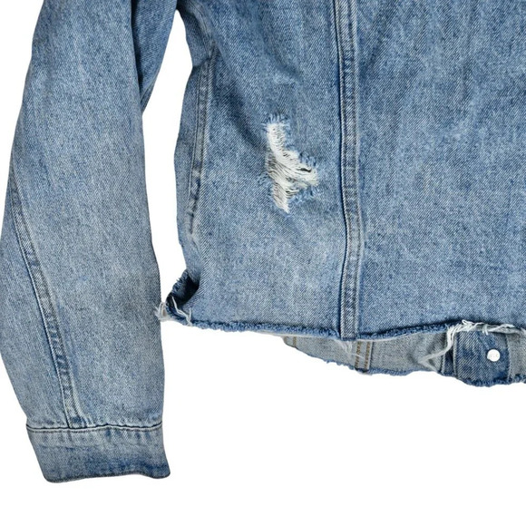 Blank NYC || Denim Jean Jacket Cropped Hem Classic Trucker Size Large - Picture 8 of 14